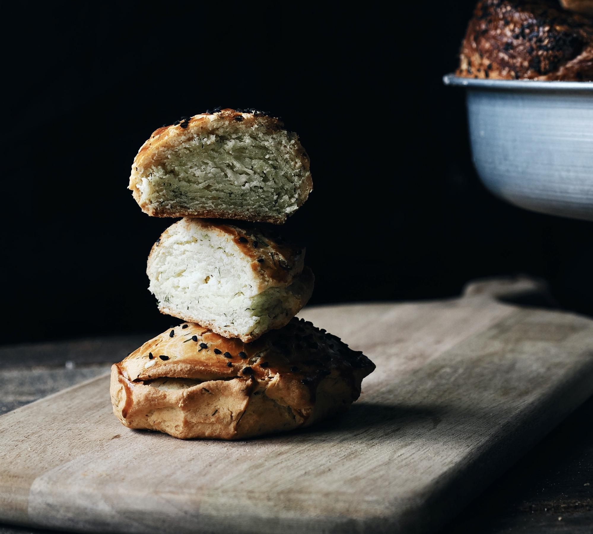 Otlu Peynirli Poğaça Büyük 2 li